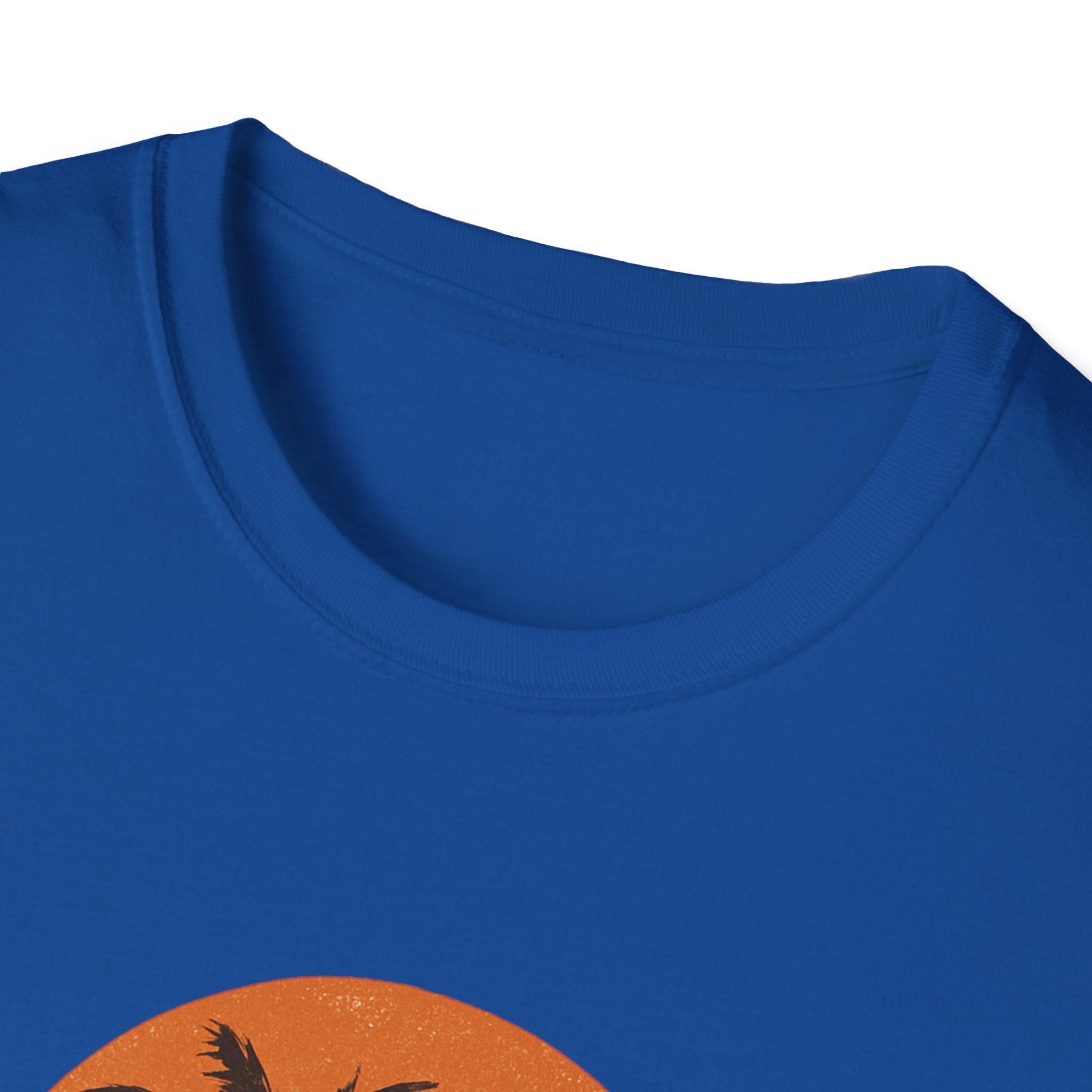 Retro Palm Trees Travel T-Shirt - Perfect for Summer Vacations, Beach Days, Road Trips, Travel Lovers, Gift Ideas