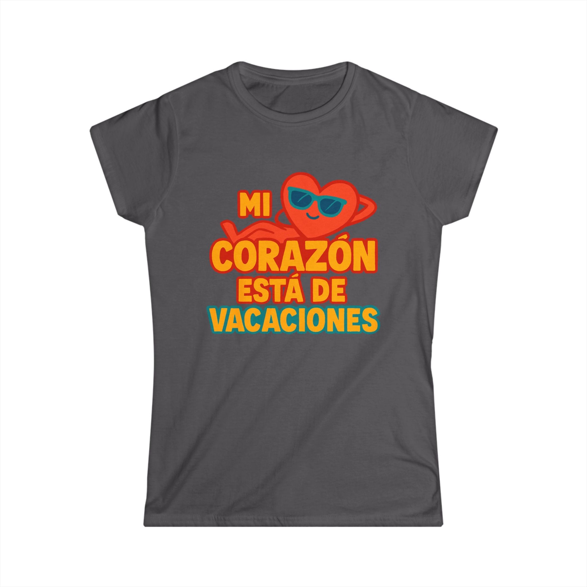 Women's Tee — "Mi Corazón Está de Vacaciones" Spanish Vacation Shirt