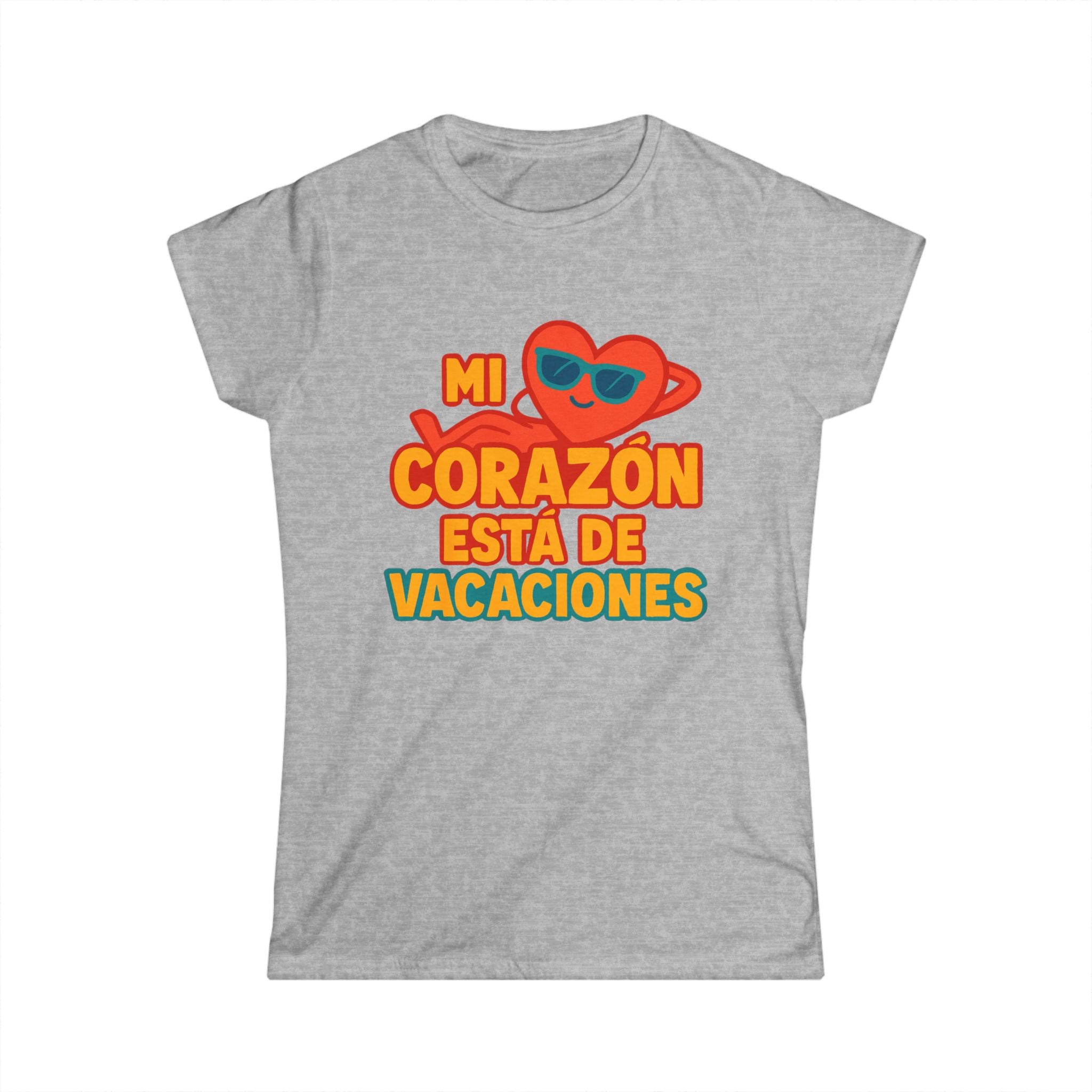 Women's Tee — "Mi Corazón Está de Vacaciones" Spanish Vacation Shirt
