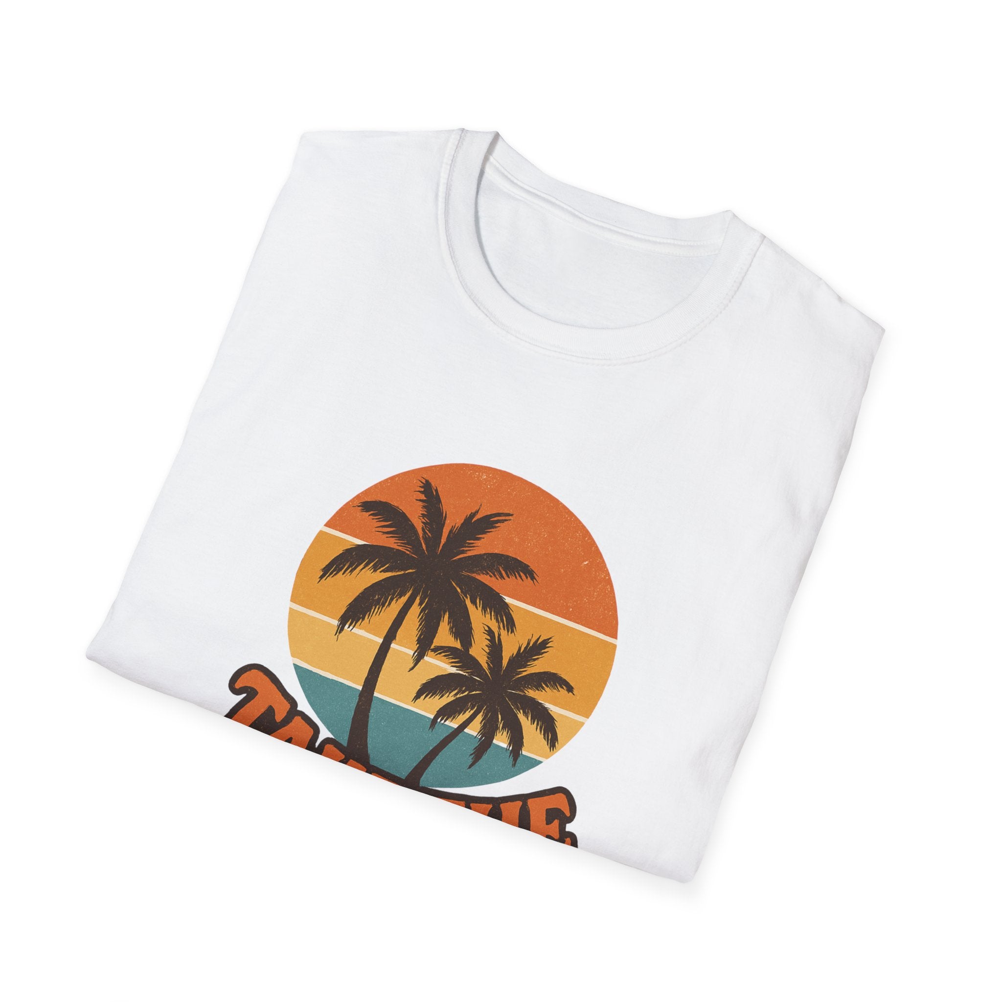 Retro Palm Trees Travel T-Shirt - Perfect for Summer Vacations, Beach Days, Road Trips, Travel Lovers, Gift Ideas