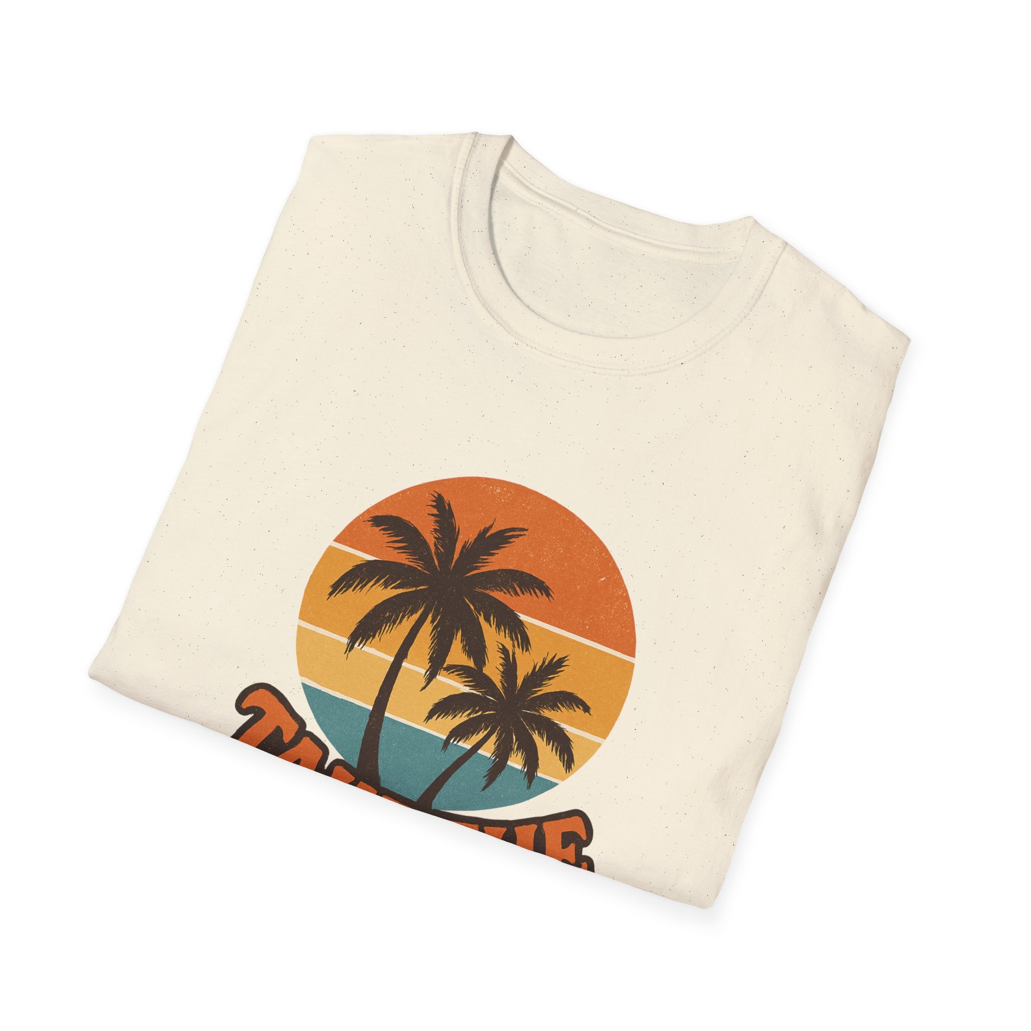 Retro Palm Trees Travel T-Shirt - Perfect for Summer Vacations, Beach Days, Road Trips, Travel Lovers, Gift Ideas